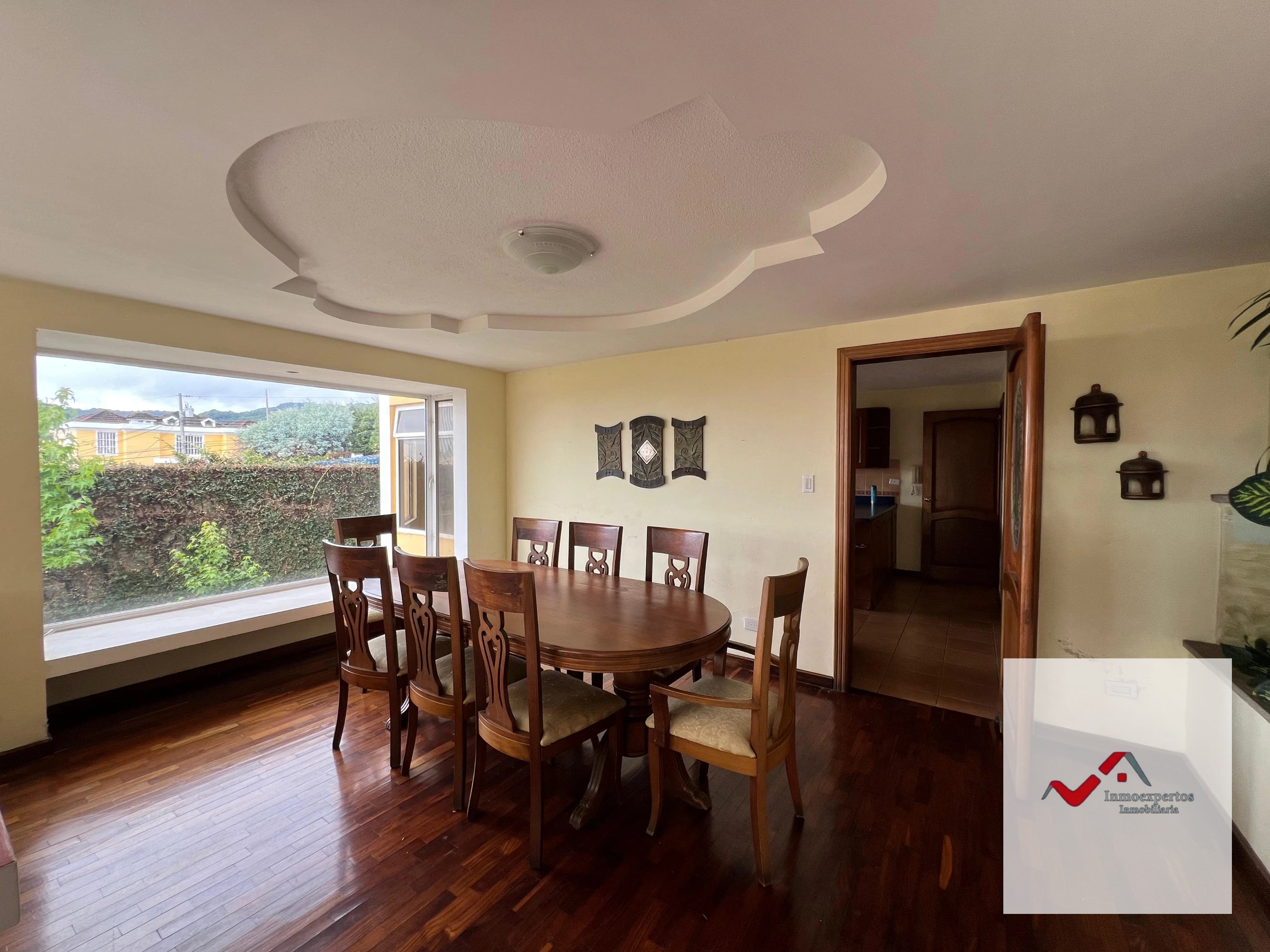 CASA EN VENTA SAN CRISTOBAL, ZONA 8 DE MIXCO RESIDENCIAL LOMA REAL — Casa en Venta en Loma Real, Zona 8 Mixco, Guatemala, Ciudad — foto 10 de 16
