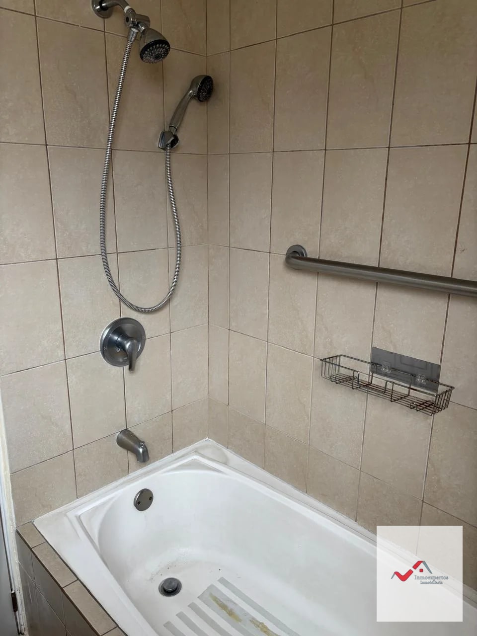 CASA EN VENTA CARRETERA A EL SALVADOR KM. 19.8 CONDOMINIO LOS MANZANILLOS — Casa en Venta en Las Manzanillas, Carretera a El Salvador, Guatemala, Ciudad — foto 15 de 17