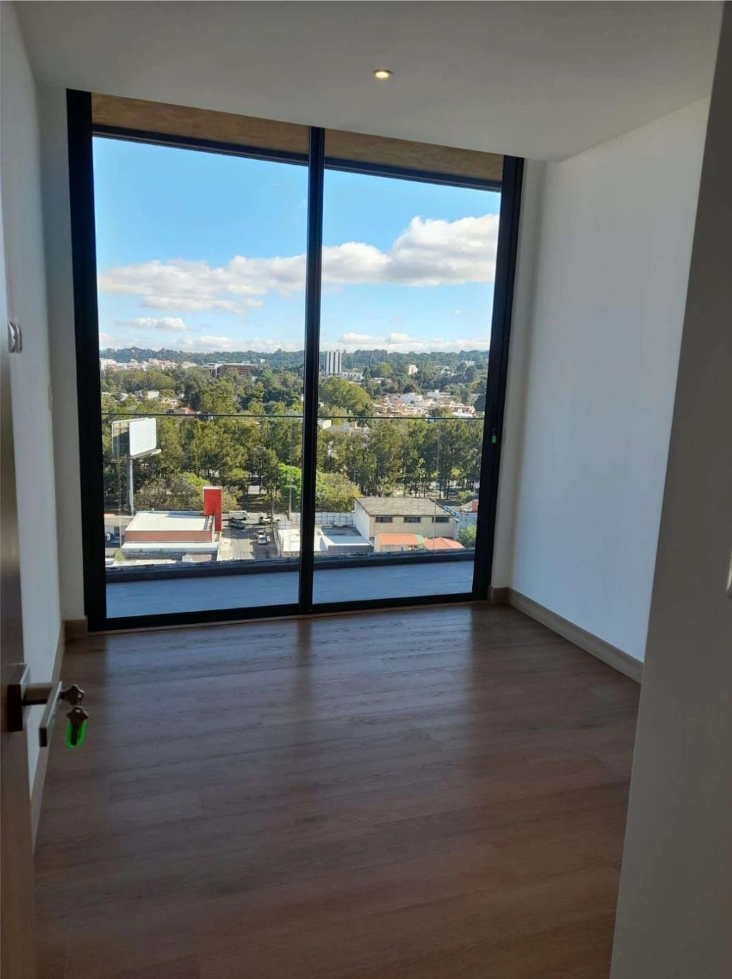 APARTAMENTO EN RENTA, ZONA 15 EDIFICIO TRIVA — Apartamento en Alquiler en Trivá, Zona 15, Guatemala, Ciudad — foto 6 de 17