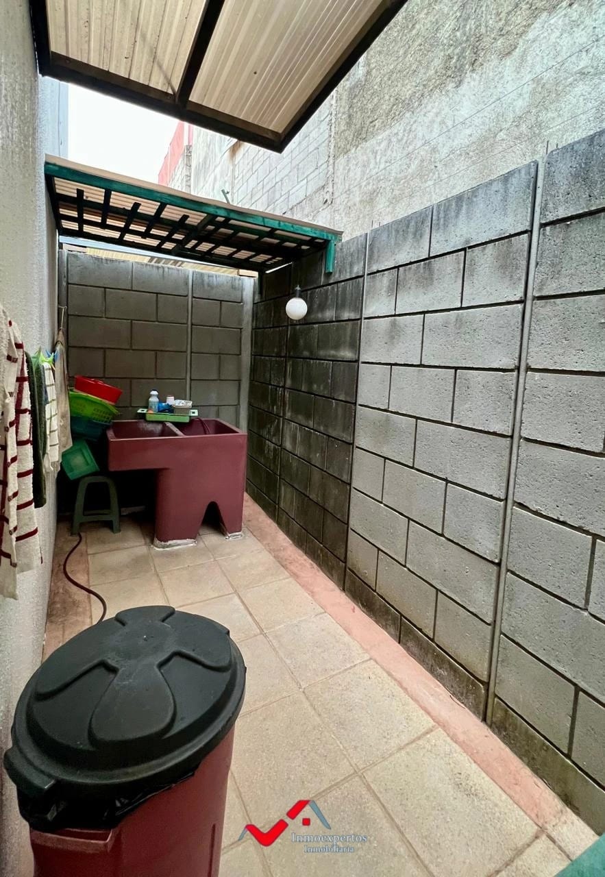 CASA EN VENTA EN ZONA 10 DE MIXCO, CONDADO SAN JACINTO — Casa en Venta en Lomas de San Jacinto, Zona 10 Mixco, Guatemala, Ciudad — foto 12 de 16