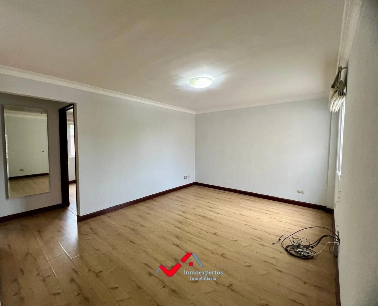 CASA EN RENTA EN PRADOS DE SAN CRISTOBAL, ZONA 8 DE MIXCO — Casa en Alquiler en Prados de San Cristóbal, Zona 8 Mixco, Guatemala, Ciudad — foto 14 de 17