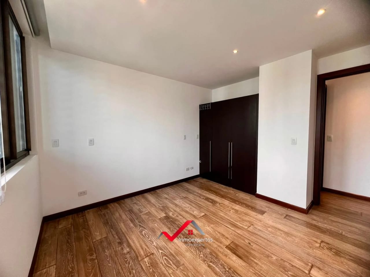 APARTAMENTO EN RENTA EN ZONA 15 — Apartamento en Alquiler en Vhista, Zona 15, Guatemala, Ciudad — foto 2 de 15