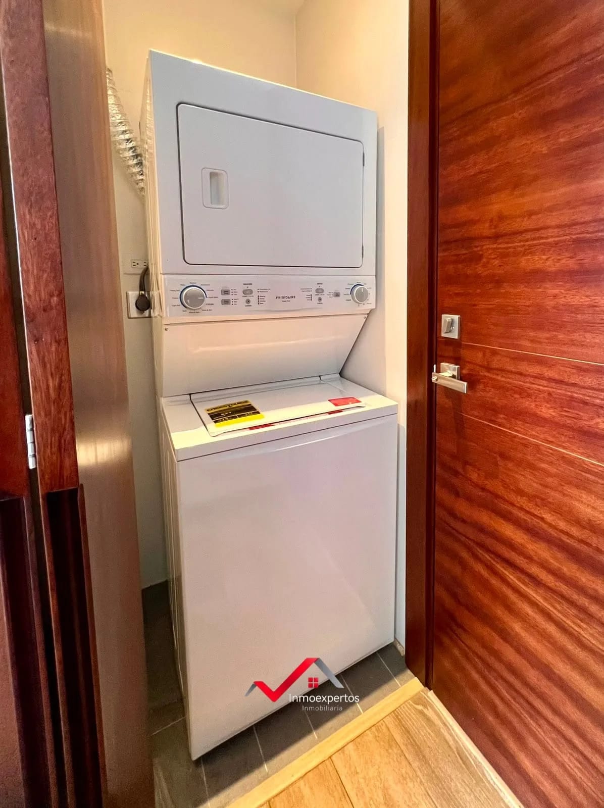 APARTAMENTO EN RENTA EN ZONA 15 — Apartamento en Alquiler en Vhista, Zona 15, Guatemala, Ciudad — foto 4 de 15