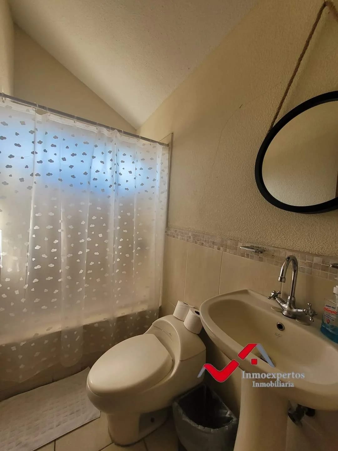 Casa en Venta San Cristobal, Zona de Mixco — Casa en Venta en Zona 8 Mixco, Guatemala, Ciudad — foto 4 de 17