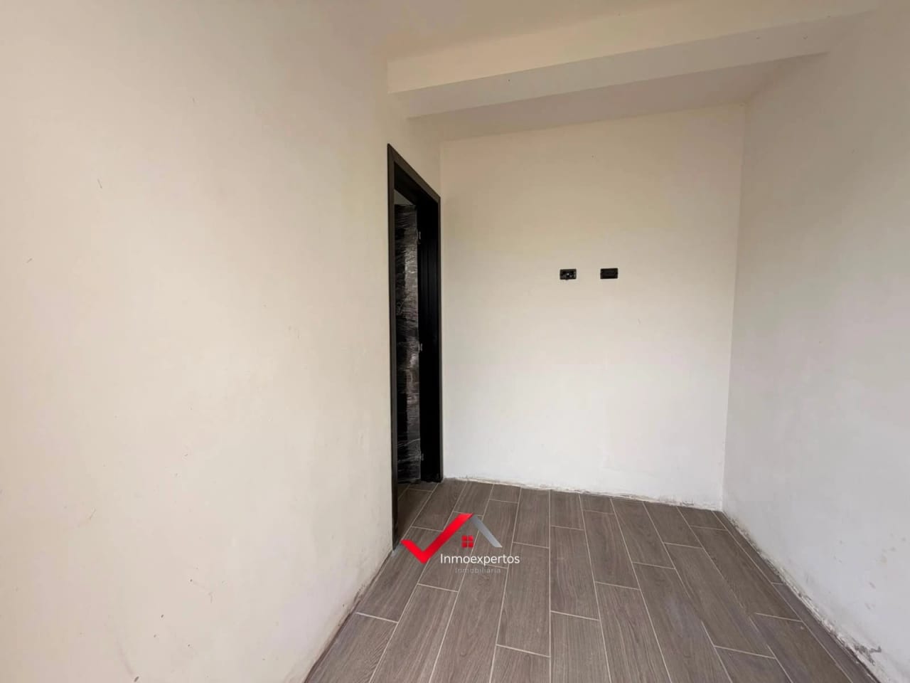 Casa en Venta San Cristobal Sector B2, Zona 8 de Mixco — Casa en Venta en Zona 8 Mixco, Guatemala, Ciudad — foto 4 de 17