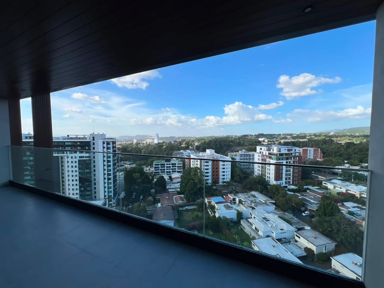 Apartamento en Renta, Zzona 15 Edificio Gaura Vista Hermosa 1 — Apartamento en Alquiler en Gaura, Zona 15, Guatemala, Ciudad — foto 12 de 12