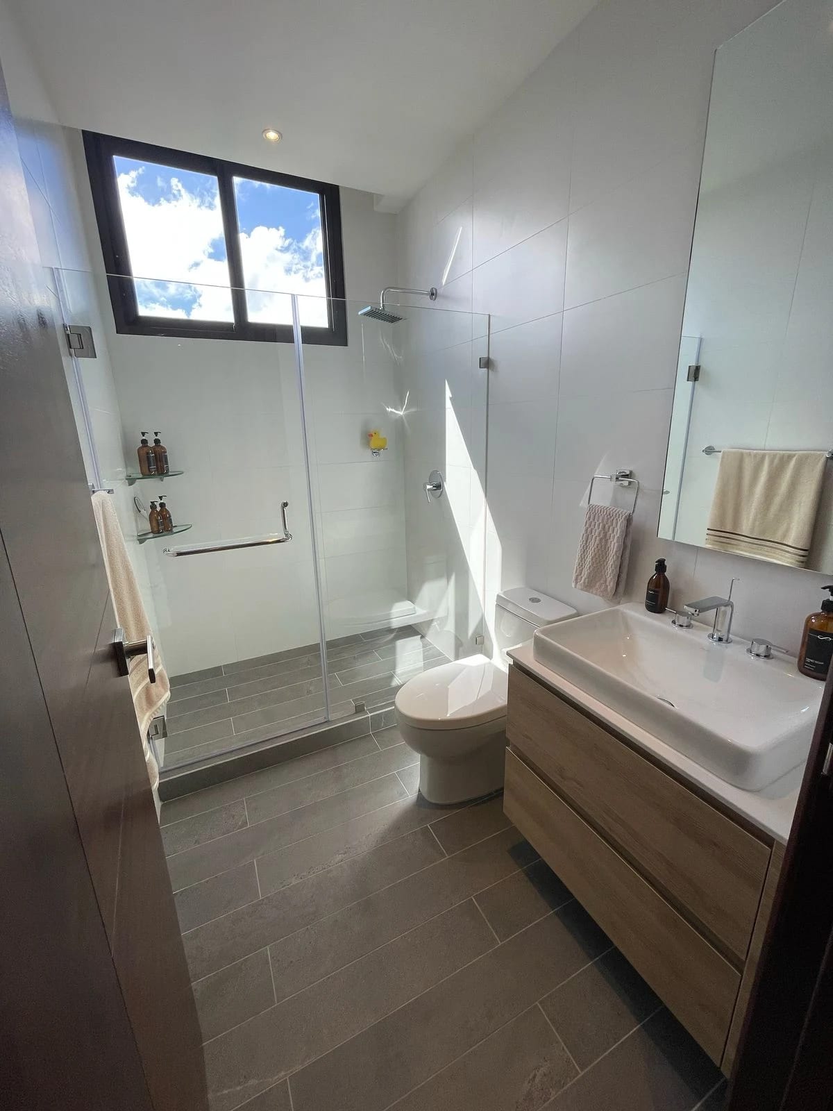 Apartamento con Linea Blanca en Renta, Zona 15 Vista Hermosa II Edifi — Apartamento en Alquiler en Vhista, Zona 15, Guatemala, Ciudad — foto 17 de 17