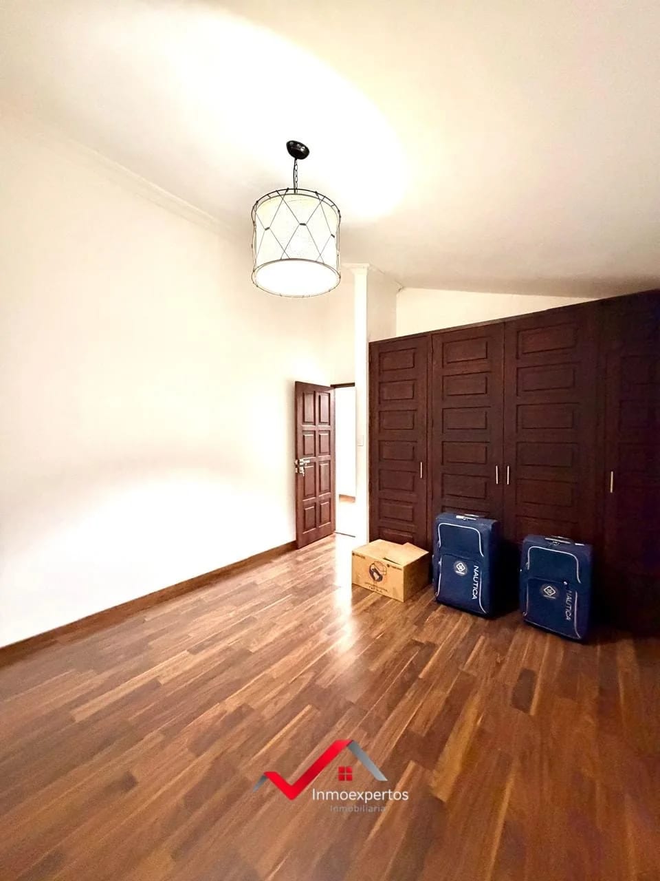 Casa en Venta, San Cristobal Zona 8 de Mixco Sector B1 — Casa en Venta en Zona 8 Mixco, Guatemala, Ciudad — foto 4 de 17