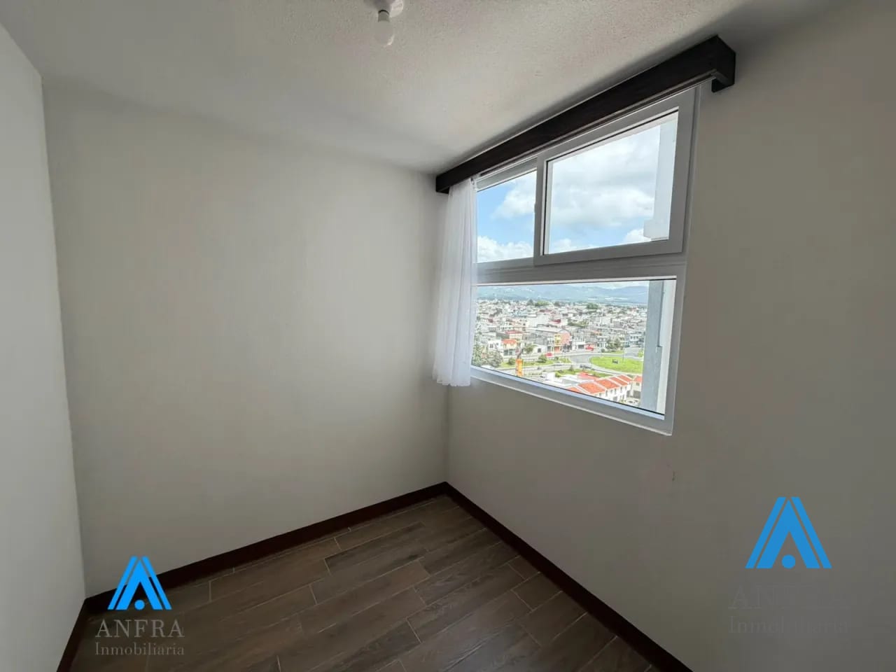Precioso apartamento en venta en San Nicolas del Bosque — Apartamento en Venta en Zona 4 Mixco, Guatemala, Ciudad — foto 4 de 8