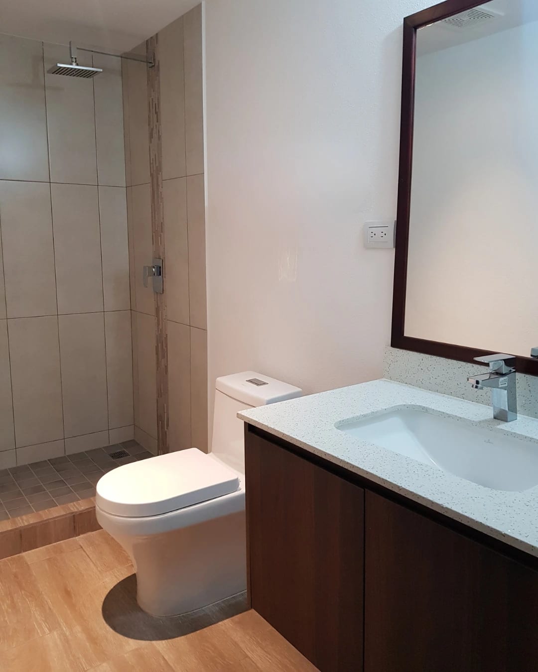 SAN ISIDRO 2021 | ESPECTACULAR APARTAMENTO EN RENTA 3 HAB. — Apartamento en Alquiler en San Isidro 20/21, Zona 16, Guatemala, Ciudad — foto 9 de 17
