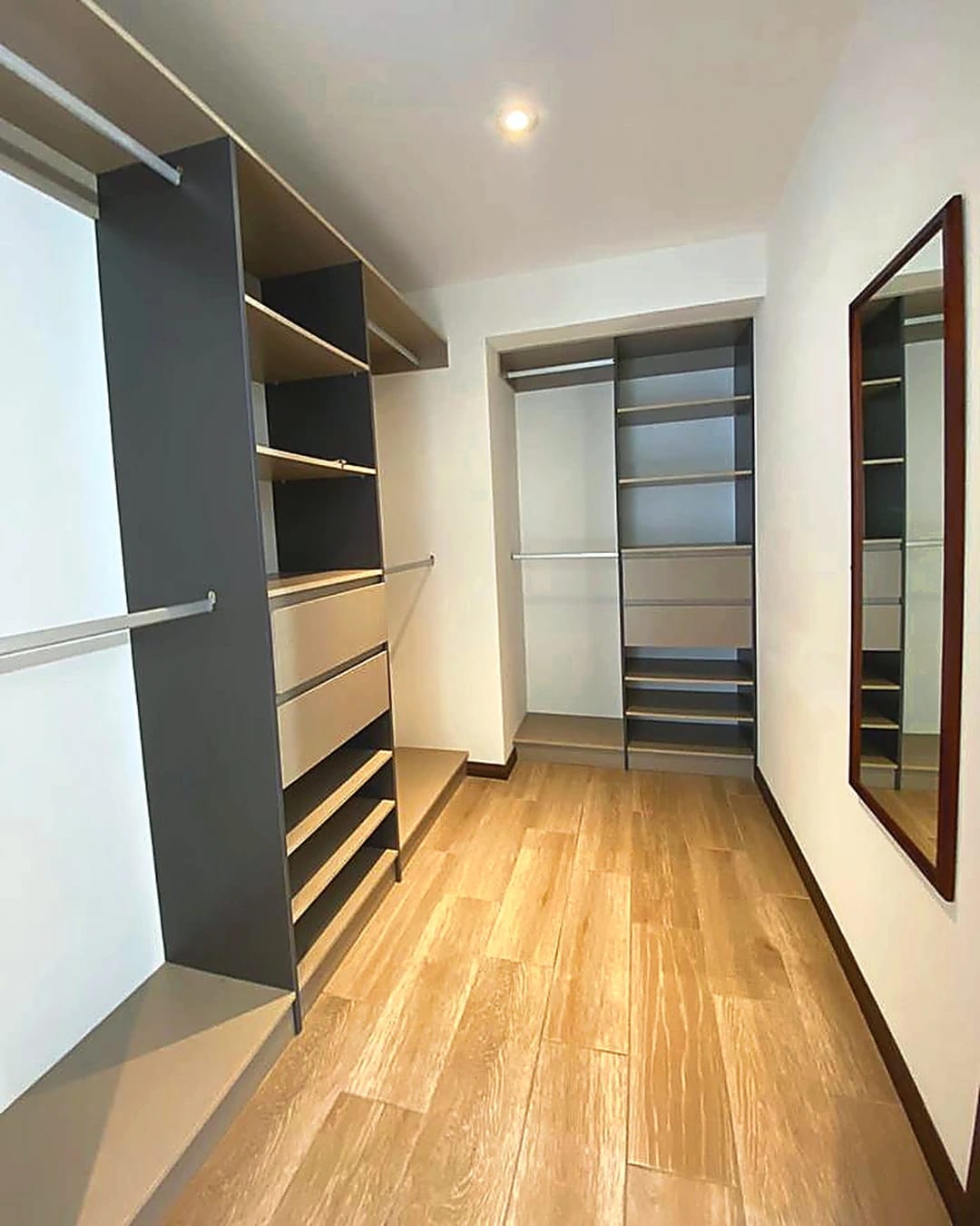 SAN ISIDRO 2021 | ESPECTACULAR APARTAMENTO EN RENTA 3 HAB. — Apartamento en Alquiler en San Isidro 20/21, Zona 16, Guatemala, Ciudad — foto 8 de 17