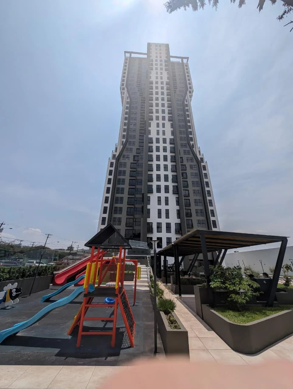 ✨APARTAMENTO NUEVO EN RENTA | ALTAIRE ZONA 11✨ — Apartamento en Alquiler en Zona 11, Guatemala, Ciudad — foto 1 de 16