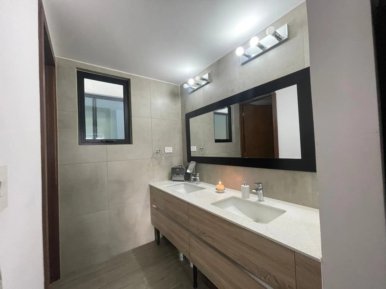 Apartamento EN VENTA con vista increíble | RESERVA OAKLAND, Z.10 — Apartamento en Venta en Reserva Oakland, Zona 10, Guatemala, Ciudad — foto 8 de 15