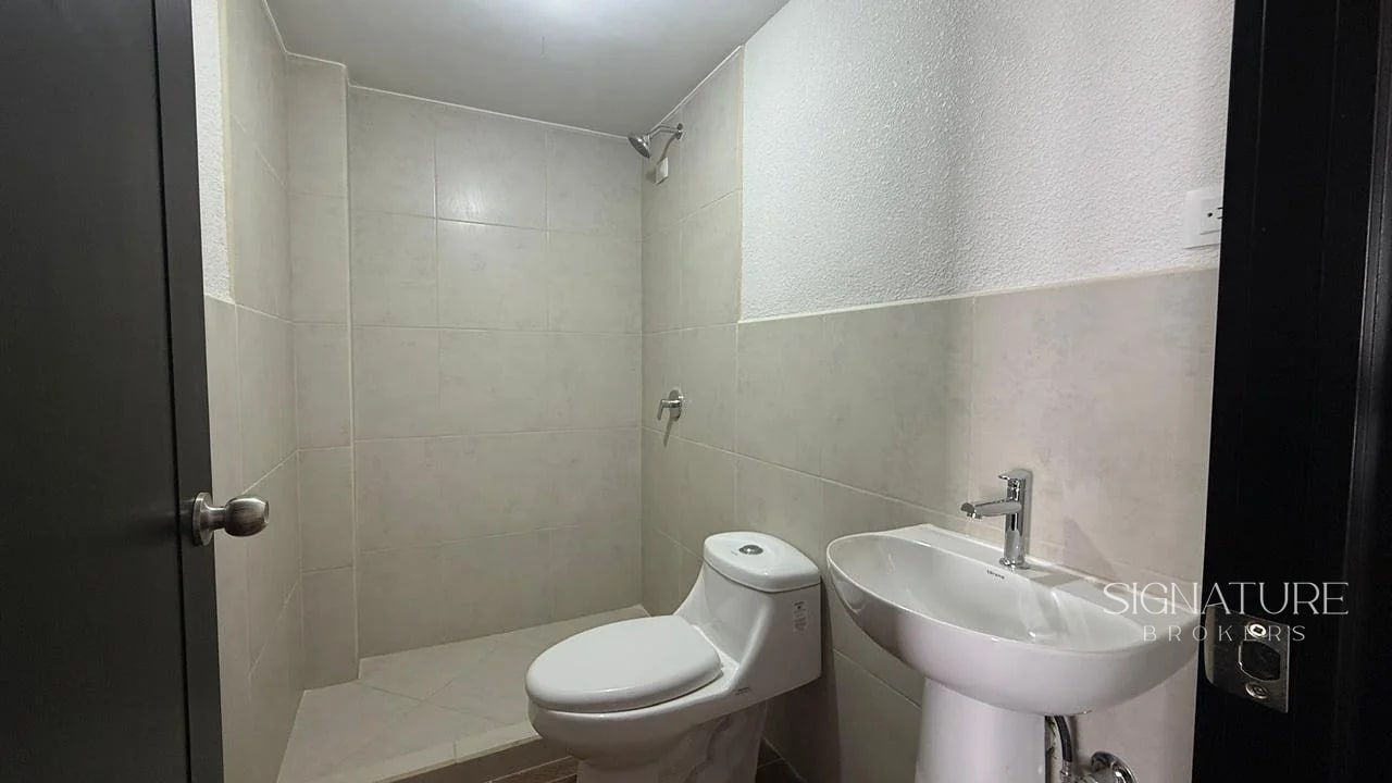 Casa en Venta y Renta - Verdea de Arrazola. - 11