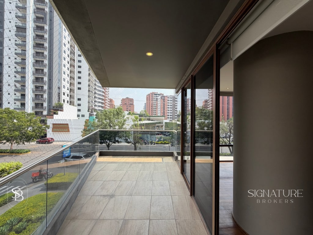 Apartamento en Renta - Santa Ines Zona 14 - 2
