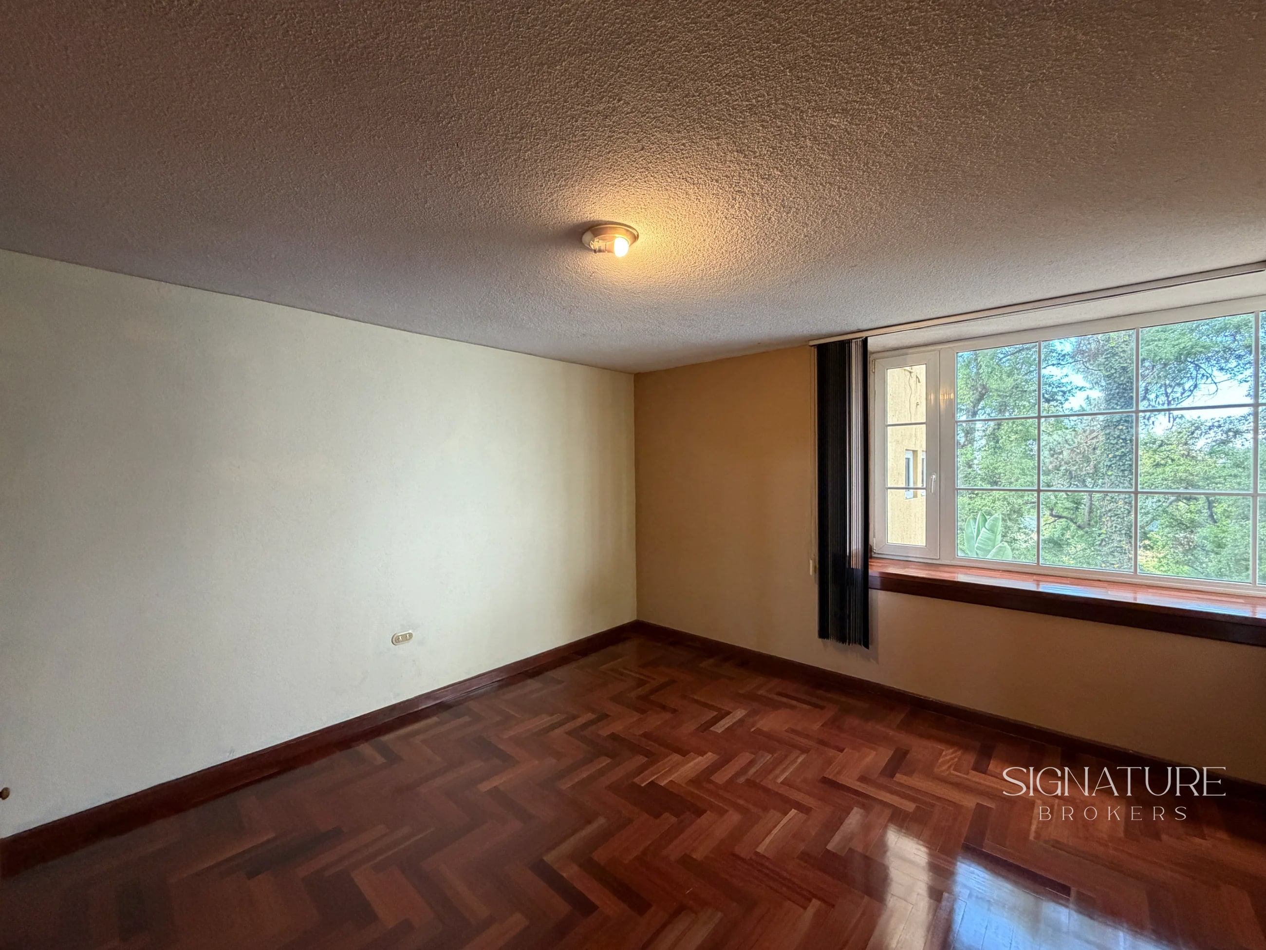 Casa en Venta - Bosque Vivo, KM 25.5 Carretera Interamericana a San Lucas — Casa en Venta en San Lucas Sacatepéquez, Sacatepéquez — foto 3 de 17