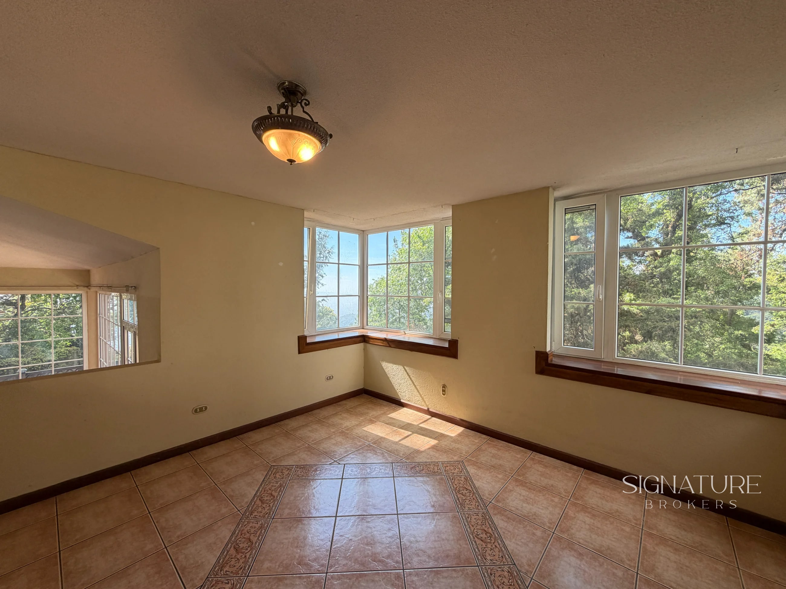Casa en Venta - Bosque Vivo, KM 25.5 Carretera Interamericana a San Lucas — Casa en Venta en San Lucas Sacatepéquez, Sacatepéquez — foto 5 de 17