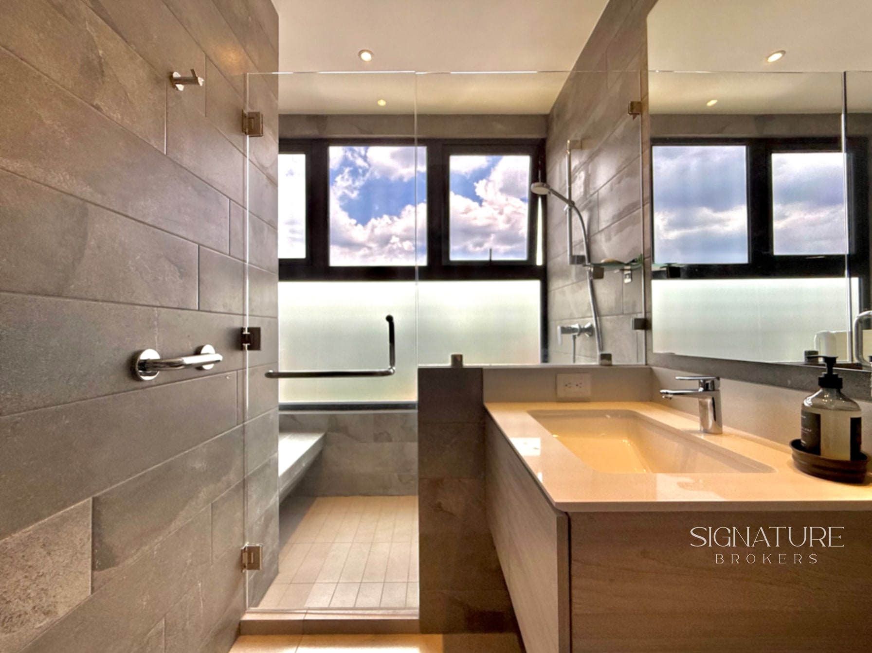 Apartamento en Venta - Santa Sofia 7a, Zona 10 — Apartamento en Venta en Santa Sofía 7AV, Zona 10, Guatemala, Ciudad — foto 11 de 12