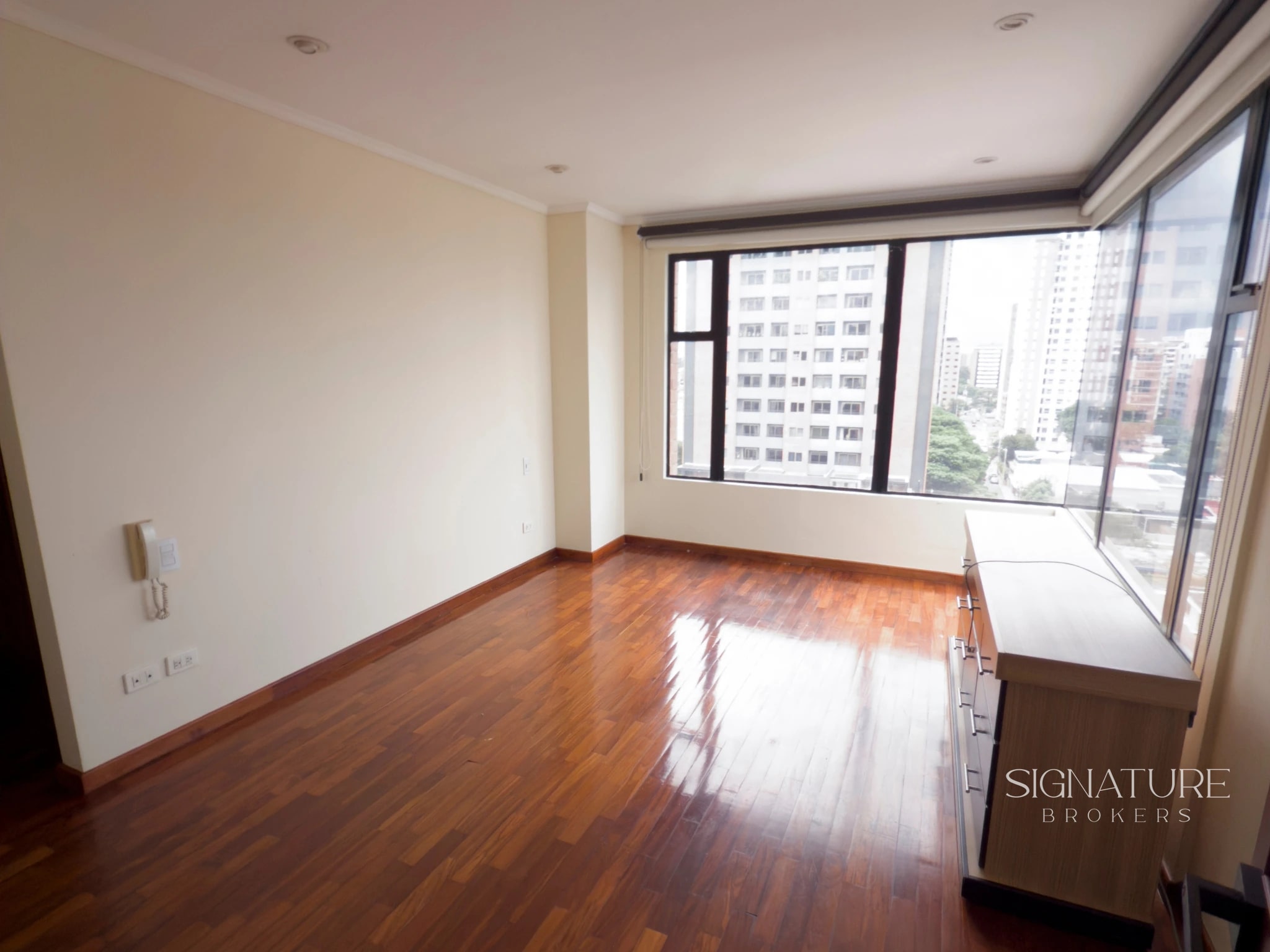 Apartamento en venta - Real de la Villa, zona 10 — Apartamento en Venta en Real de la Villa, Zona 10, Guatemala, Ciudad — foto 8 de 9