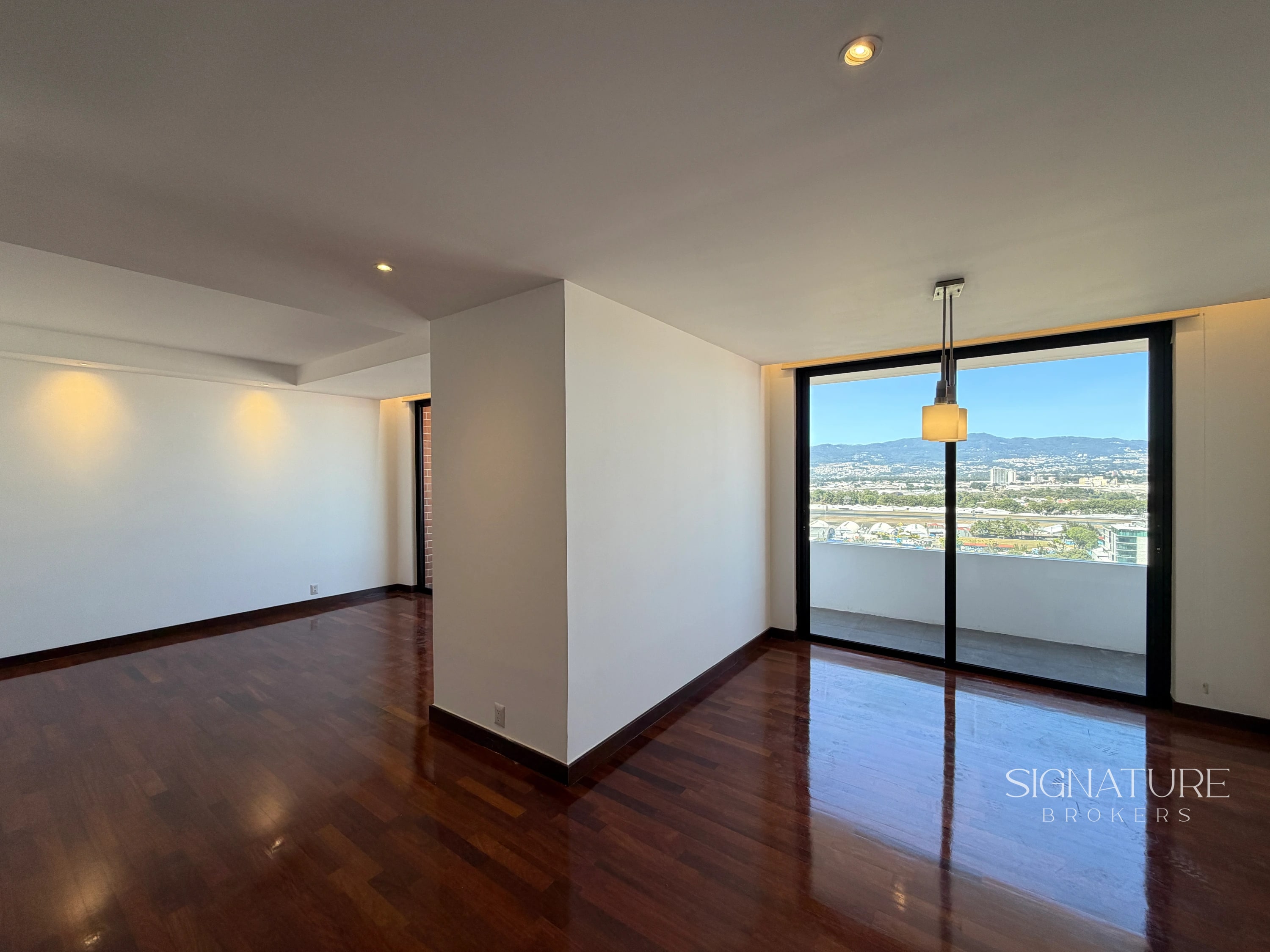 Apartamento en Venta - Lantana zona 14 — Apartamento en Venta en Lantana, Zona 14, Guatemala, Ciudad — foto 6 de 16