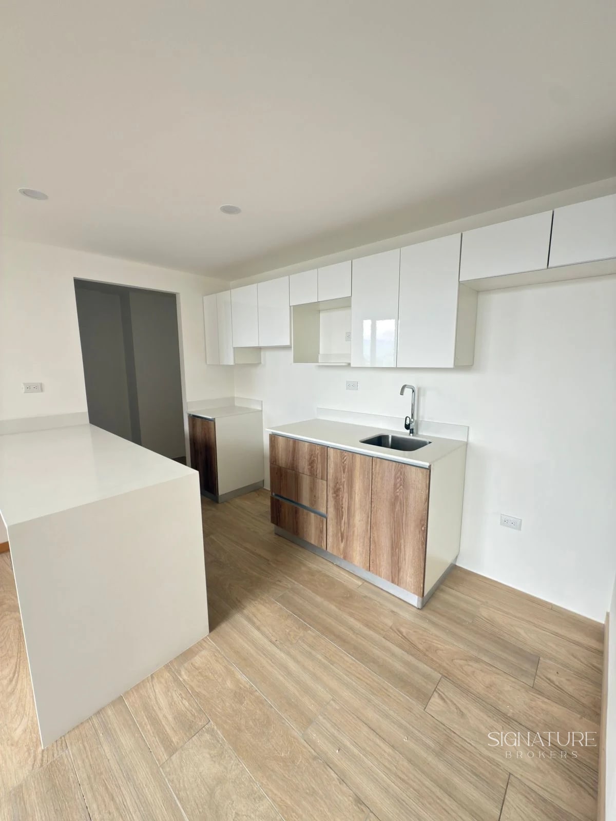 Apartamento en Renta - Meraki zona 10 — Apartamento en Alquiler en Meraki Z10, Zona 10, Guatemala, Ciudad — foto 1 de 9