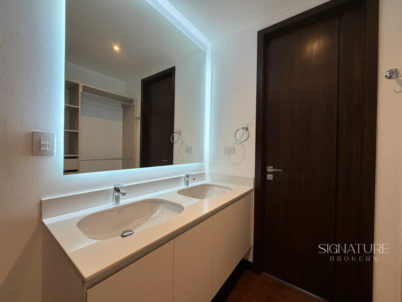 Apartamentos en renta - Vasanta, Z.10 — Apartamento en Alquiler en Vasanta, Zona 10, Guatemala, Ciudad — foto 3 de 13