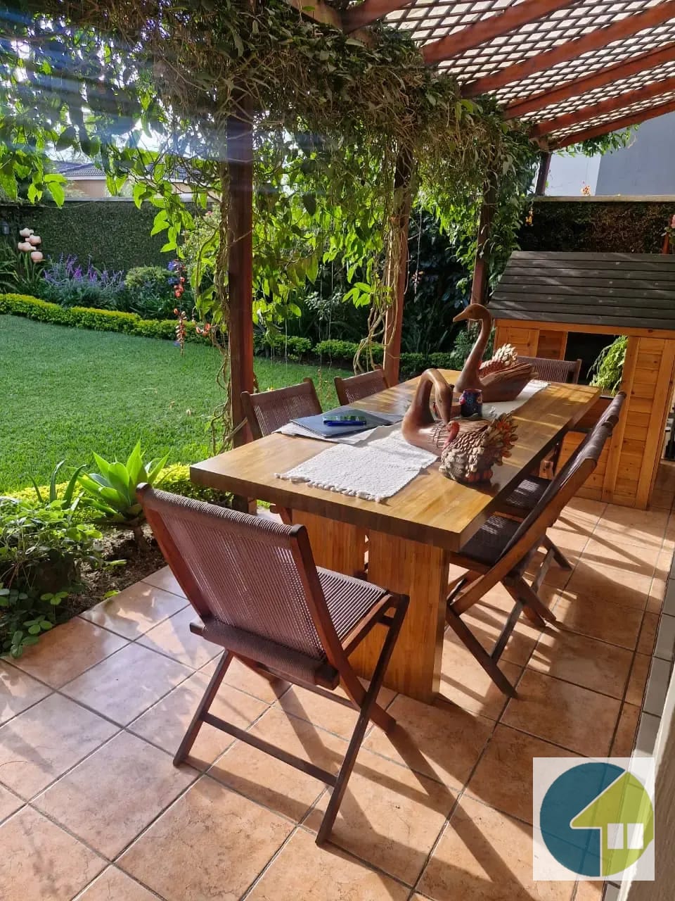 Hermosa Casa de 2 Niveles en Terravista con Amplio Jardín — Casa en Venta en Terravista, Carretera a El Salvador, Guatemala, Ciudad — foto 7 de 16