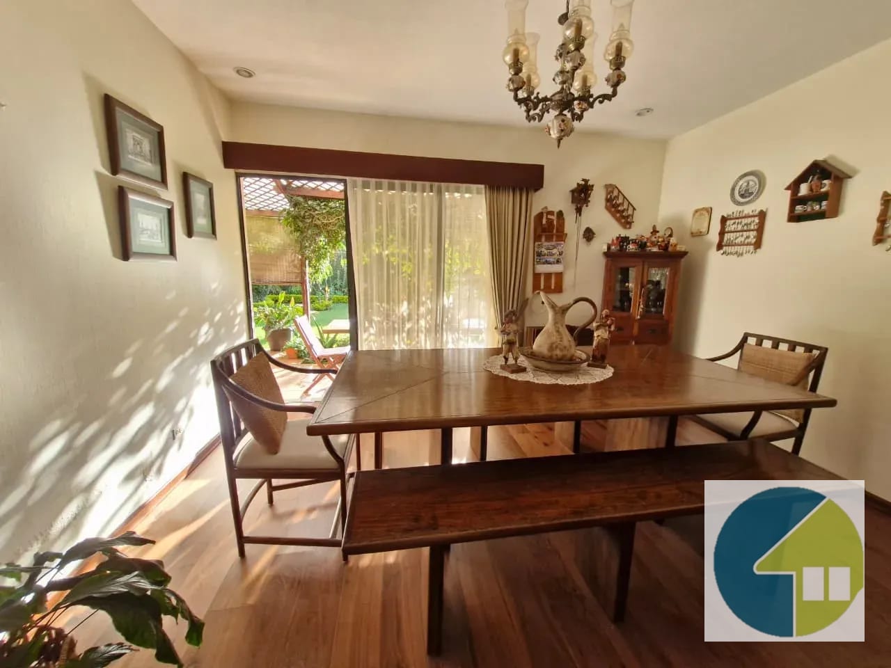 Hermosa Casa de 2 Niveles en Terravista con Amplio Jardín — Casa en Venta en Terravista, Carretera a El Salvador, Guatemala, Ciudad — foto 5 de 16