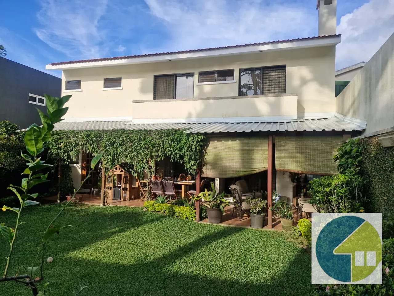 Hermosa Casa de 2 Niveles en Terravista con Amplio Jardín — Casa en Venta en Terravista, Carretera a El Salvador, Guatemala, Ciudad — foto 1 de 16