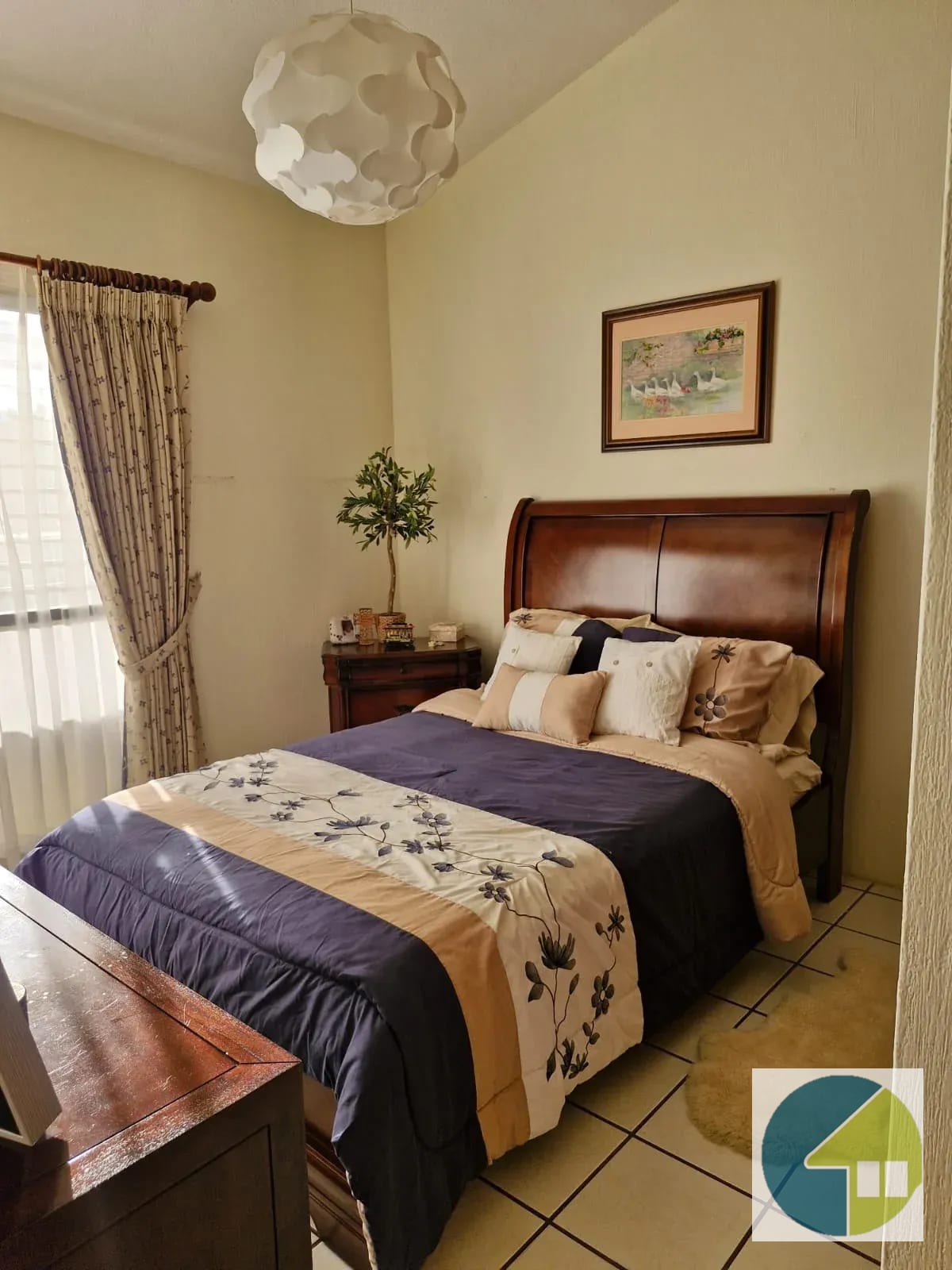 Hermosa Casa de 2 Niveles en Terravista con Amplio Jardín — Casa en Venta en Terravista, Carretera a El Salvador, Guatemala, Ciudad — foto 15 de 16