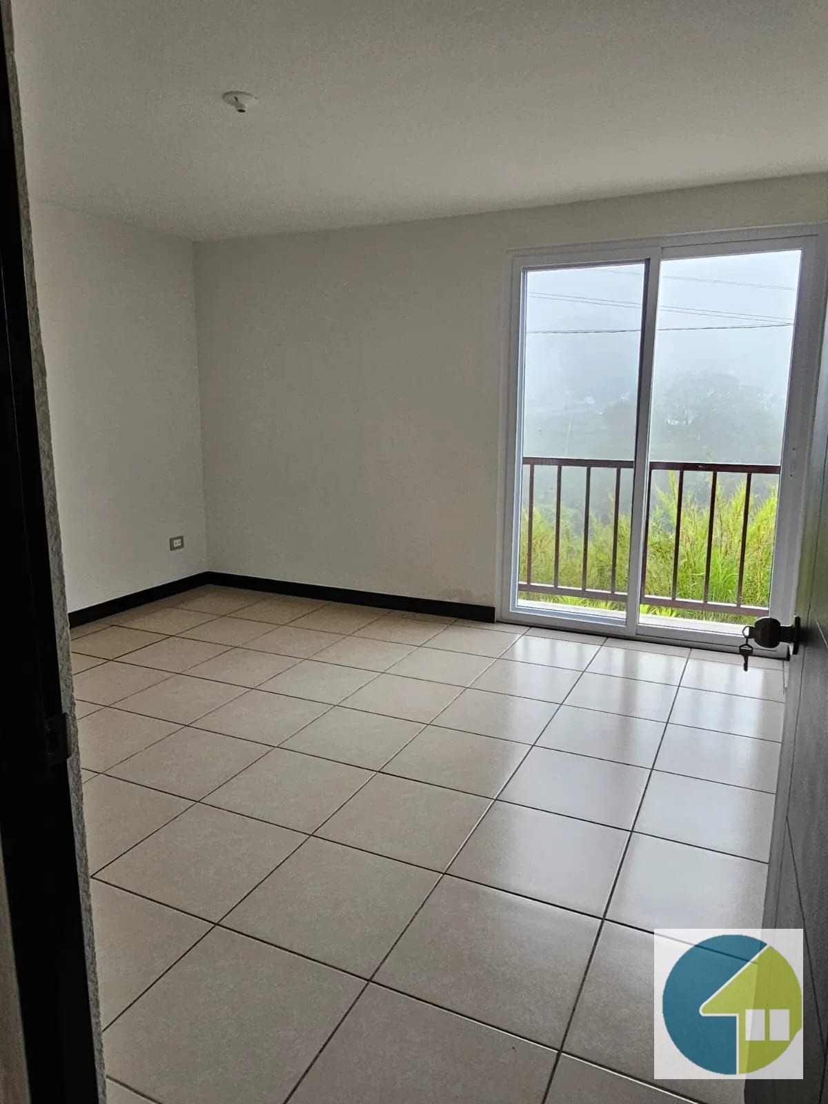 Dormitorio principal — Para Estrenar Casas con Preciosa Pérgola — Casa en Venta en Carretera a El Salvador, Guatemala, Ciudad — foto 6 de 14