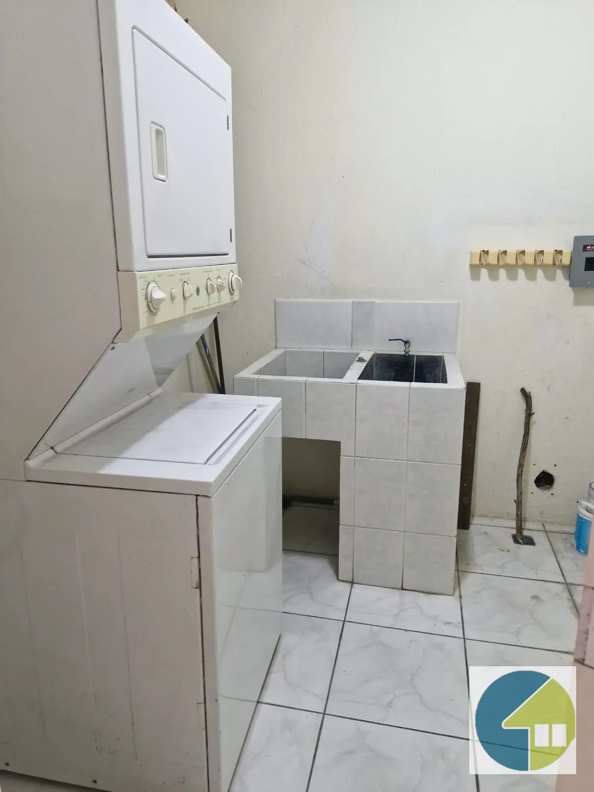 Lavandería — 🏙️✨ ¡vive con Elegancia y Disfruta de Impresionantes Vistas en Lomas — Apartamento en Alquiler en Carretera a El Salvador, Guatemala, Ciudad — foto 12 de 13