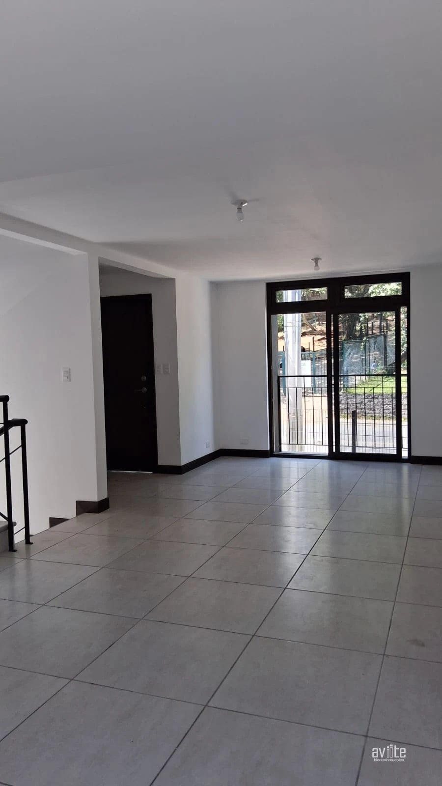 Condado Naranjo, Serena para estrenar. Linda casa en Q9,500 — Casa en Alquiler en Condado Naranjo, Zona 4 Mixco, Guatemala, Ciudad — foto 4 de 8