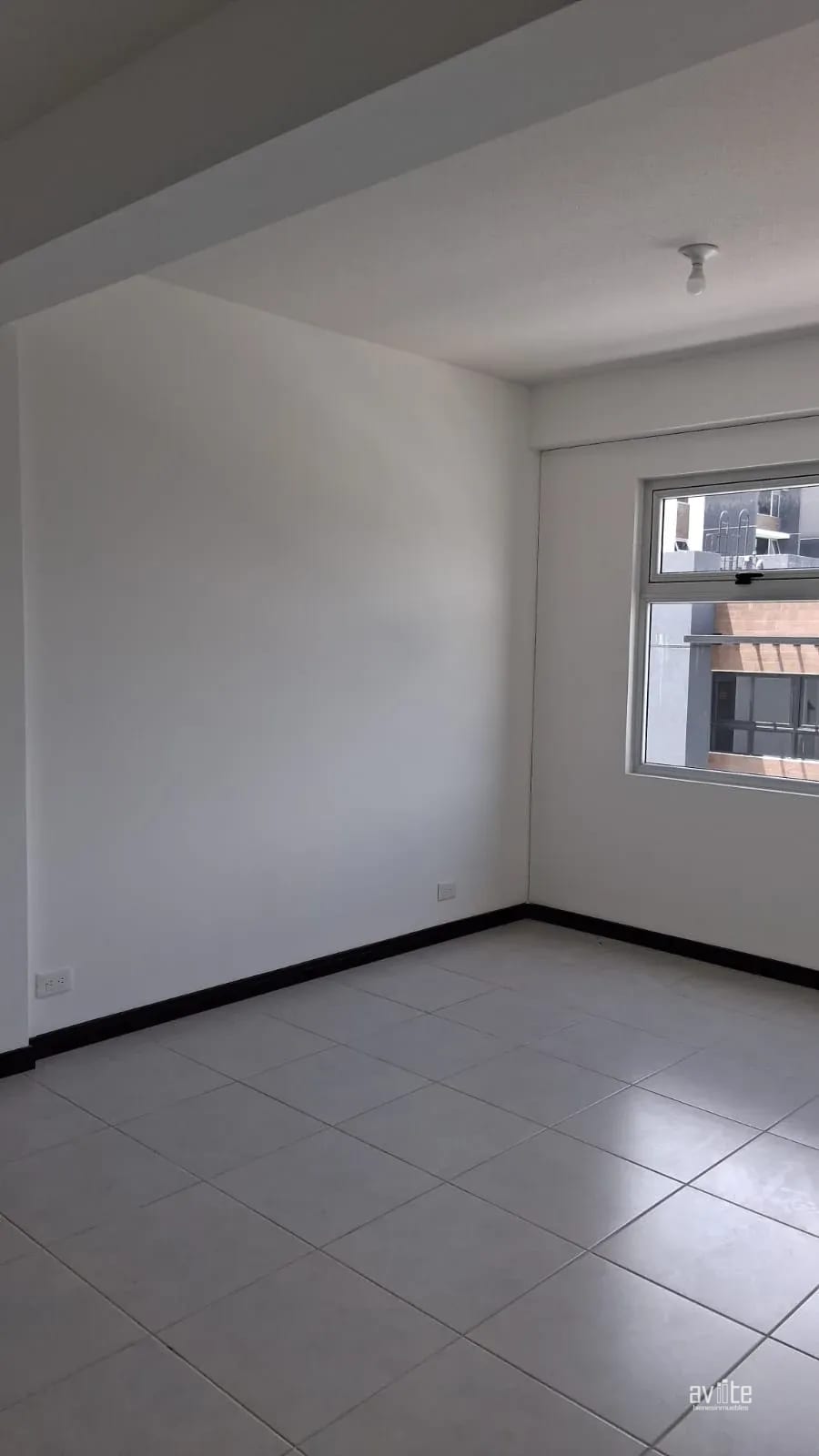 Villa de dos niveles para estrenar con linea blanca. Condado Naranjo — Apartamento en Alquiler en Condado Naranjo, Zona 4 Mixco, Guatemala, Ciudad — foto 7 de 14
