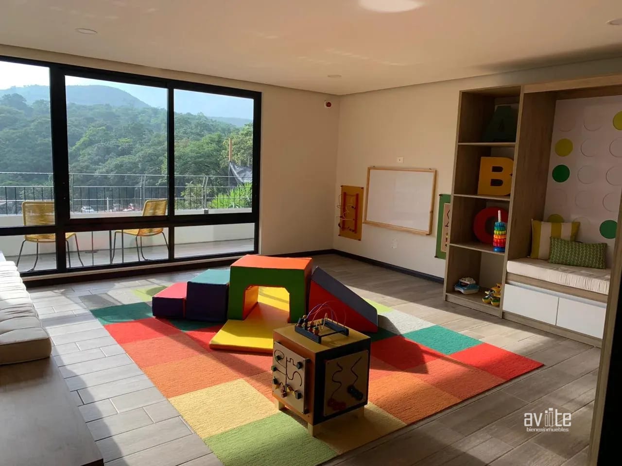Condado Naranjo, Alegría. 3 habitaciones, 2 baños, 2 parqueos. — Apartamento en Alquiler en Condado Naranjo, Zona 4 Mixco, Guatemala, Ciudad — foto 11 de 12