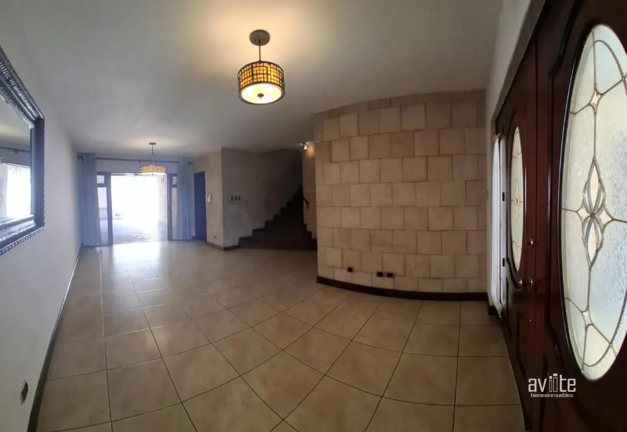 Bosques de Linda Villa, con garita, zona 7. Q2,950,000 negociable — Casa en Venta en Zona 7, Guatemala, Ciudad — foto 5 de 14
