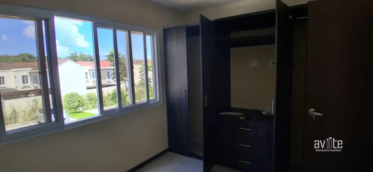 VILLA en alquiler, nivel 1 y 2. Dentro de Alameda Norte Q7,200 — Apartamento en Alquiler en Condado Naranjo, Zona 4 Mixco, Guatemala, Ciudad — foto 5 de 10