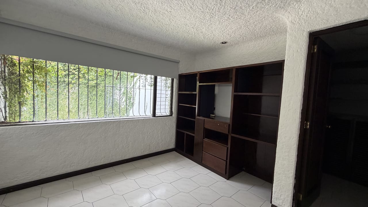 Casa de Un Nivel - Zona 14 — Casa en Alquiler en Zona 14, Guatemala, Ciudad — foto 10 de 14
