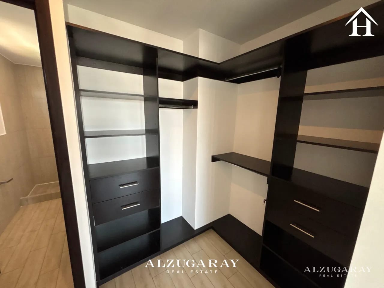 APTO AMPLIO C/ VISTA -2 HAB / TORRE 360, Z. 15 — Apartamento en Venta en Torre 360°, Zona 15, Guatemala, Ciudad — foto 8 de 10