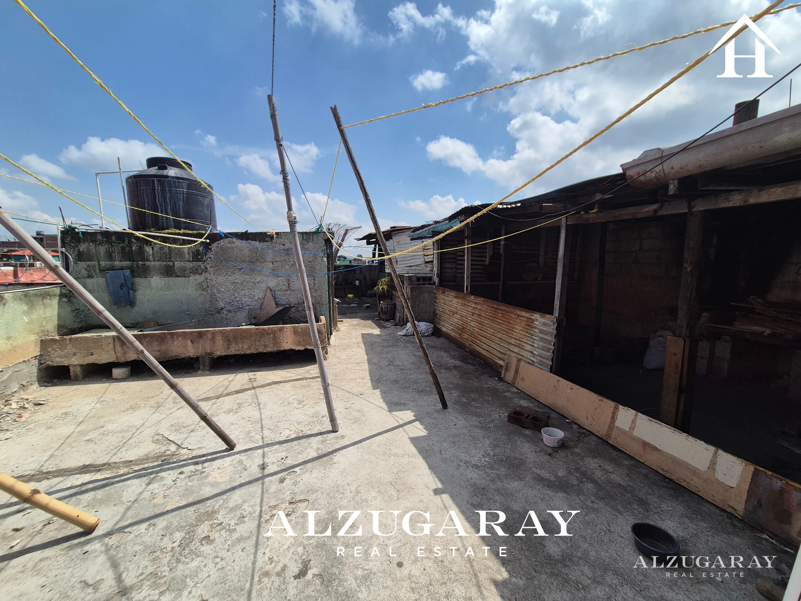 CASA PARA INVERSIÓN 359 MT2 / ZONA 5 - 3