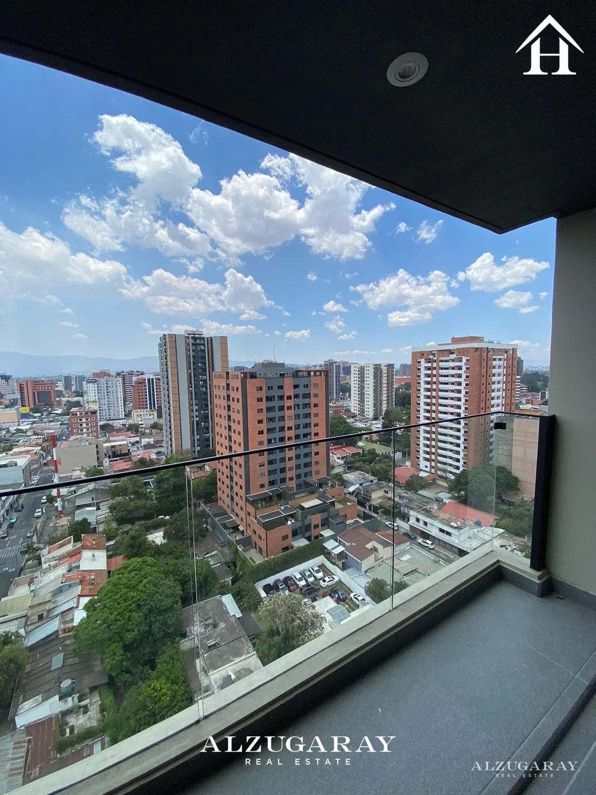 APTO. C/ BALCÓN, ZONA 10 -3 HAB. / EDIFICIO IQ10 — Apartamento en Venta en IQ10, Zona 10, Guatemala, Ciudad — foto 7 de 7