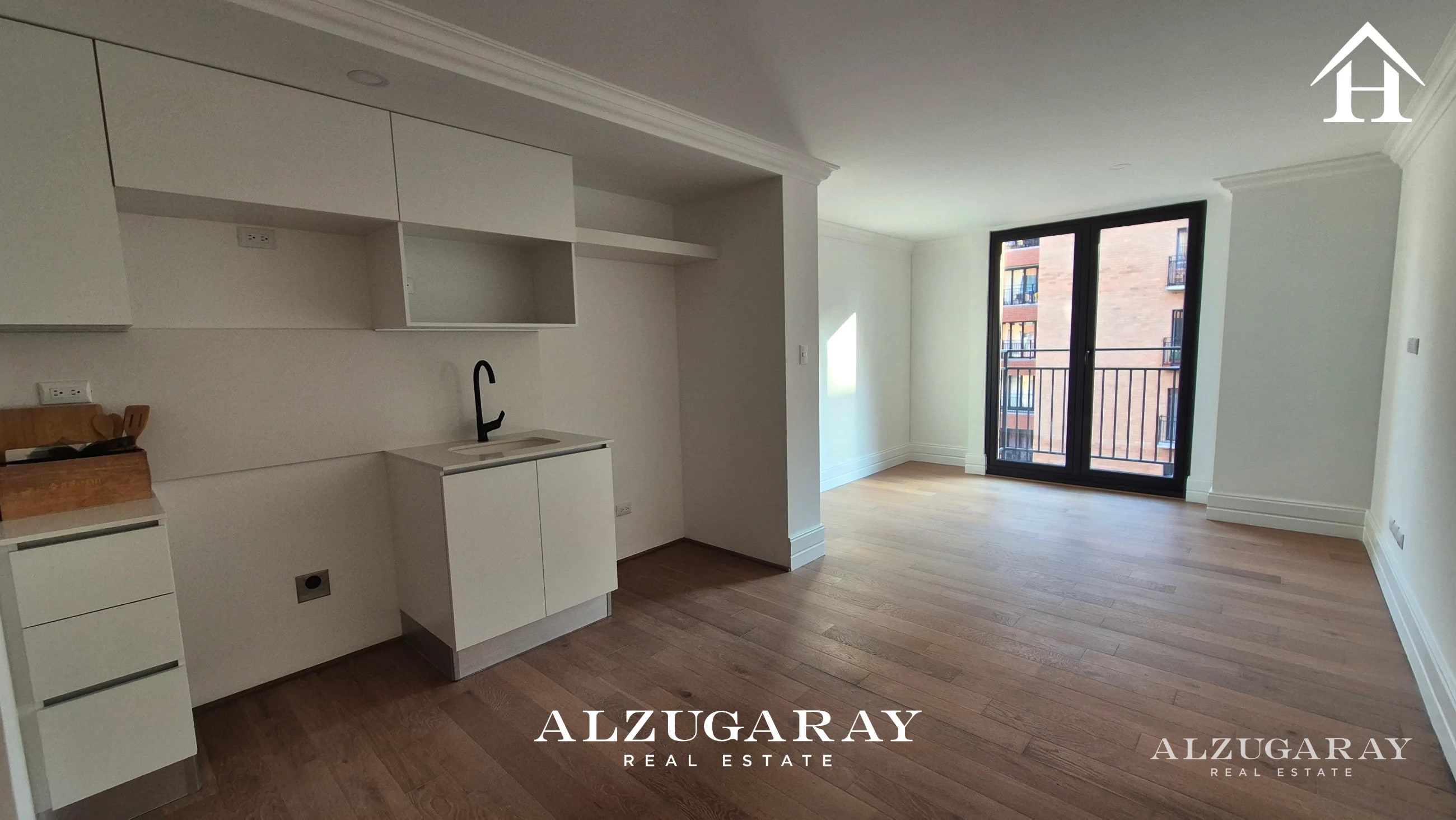 APTO. NUEVO C/ DOBLE BALCÓN - 3 HAB. / EDIFICIO CENTRICO Z. 5 - 2