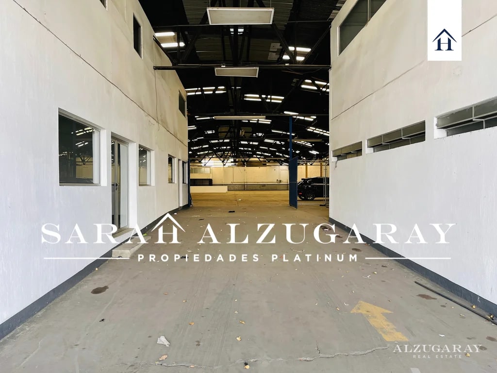 BODEGA C/ MULTIPLES AMBIENTES - 2,800 M2 / SECTOR SAN PEDRITO Z.5 - 3