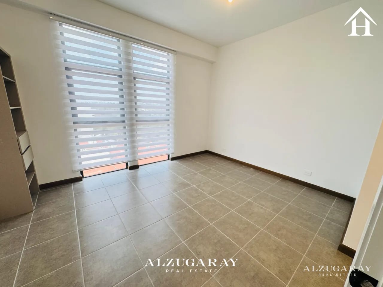 PENTHOUSE CON VISTA - 2 HAB. / EDIF. ZONA 15 — Apartamento en Alquiler en Zona 15, Guatemala, Ciudad — foto 4 de 15