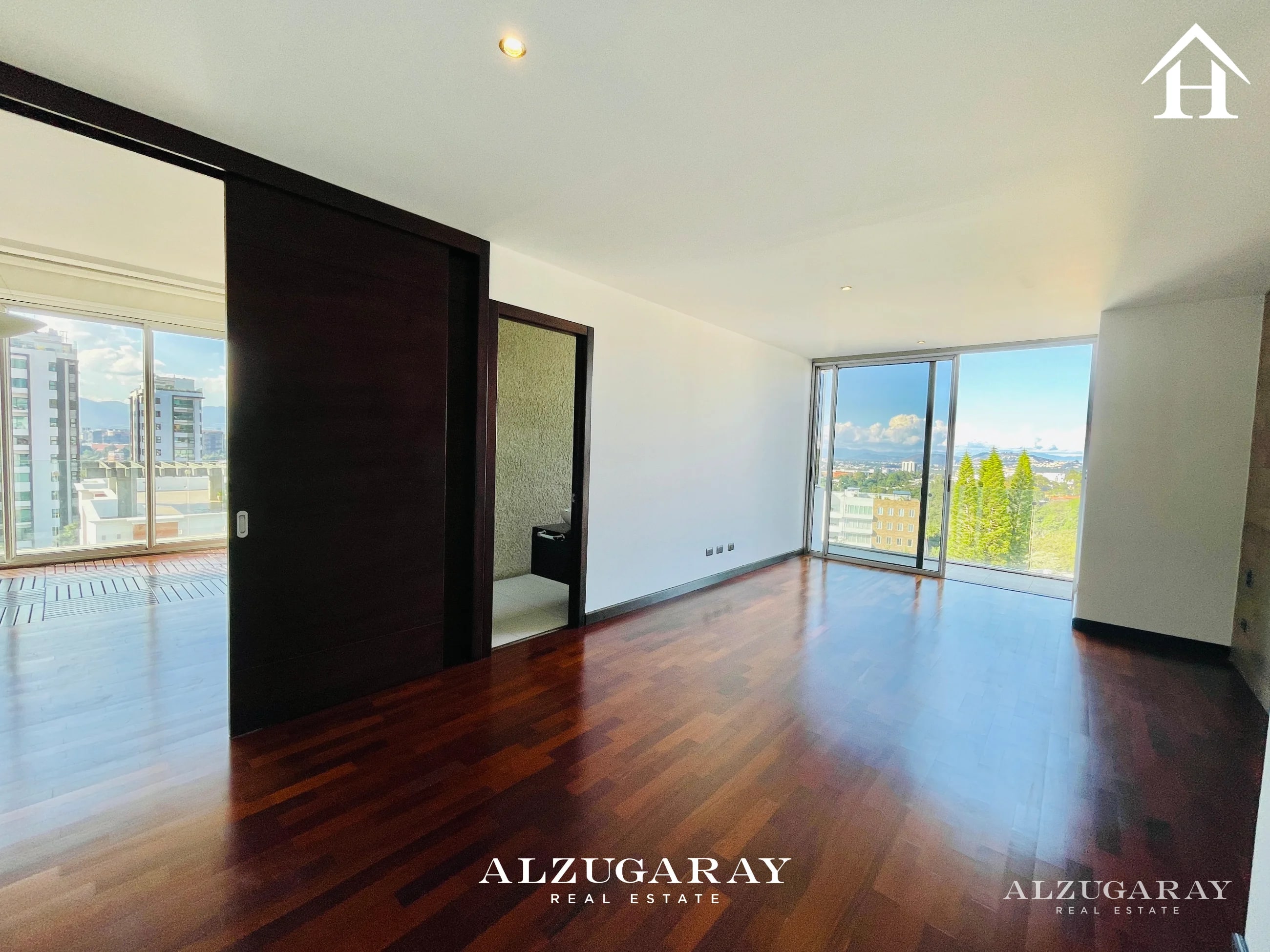 PENTHOUSE C/ AMPLIOS BALCONES - 3 HAB. / VISTA HERMOSA I ZONA 15 — Apartamento en Alquiler en Zona 15, Guatemala, Ciudad — foto 8 de 17