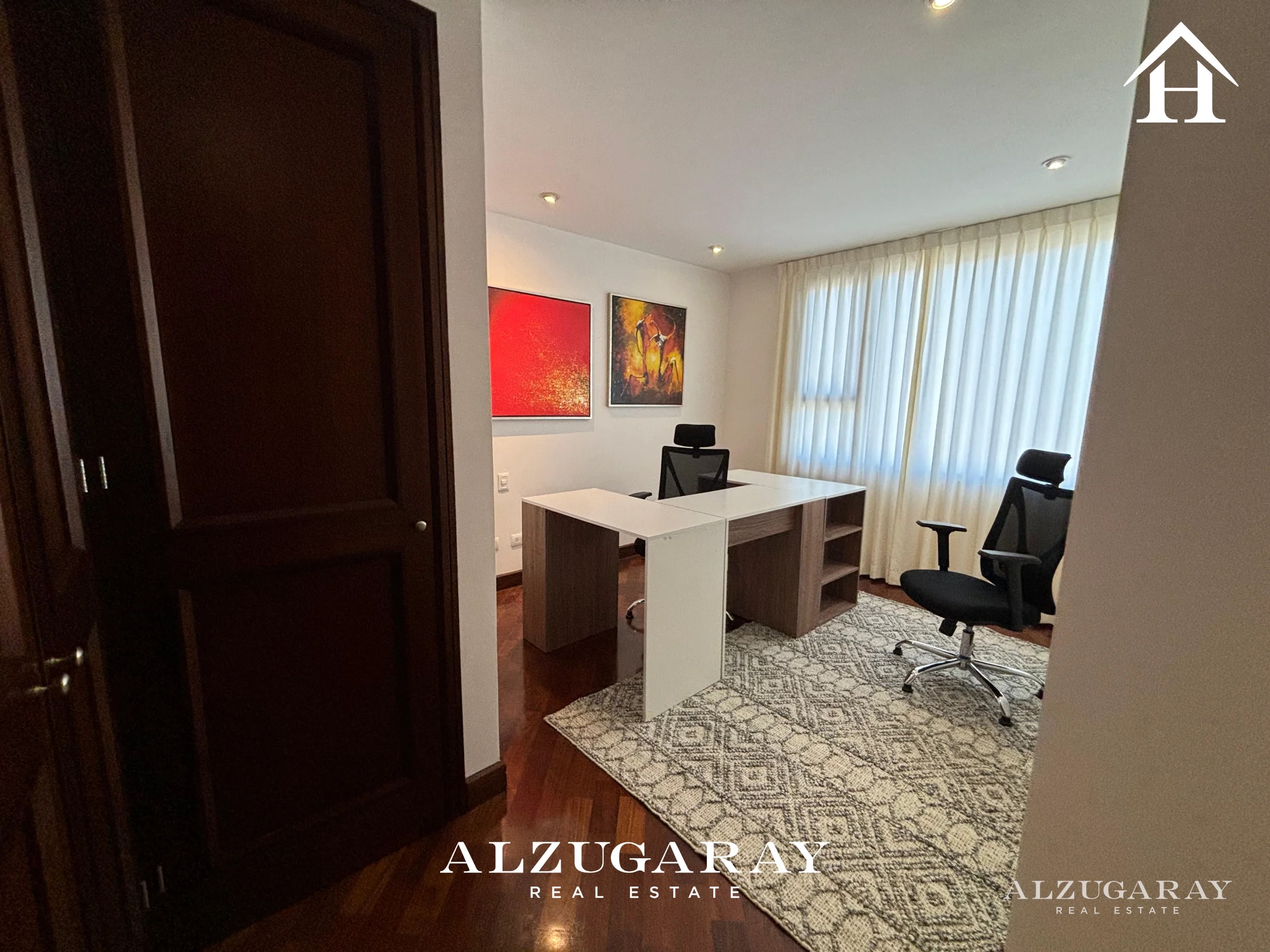APARTAMENTO AMUEBLADO C/ LINDA VISTA - 3 HAB. NIVEL ALTO ZONA 10 — Apartamento en Alquiler en Zona 10, Guatemala, Ciudad — foto 9 de 11