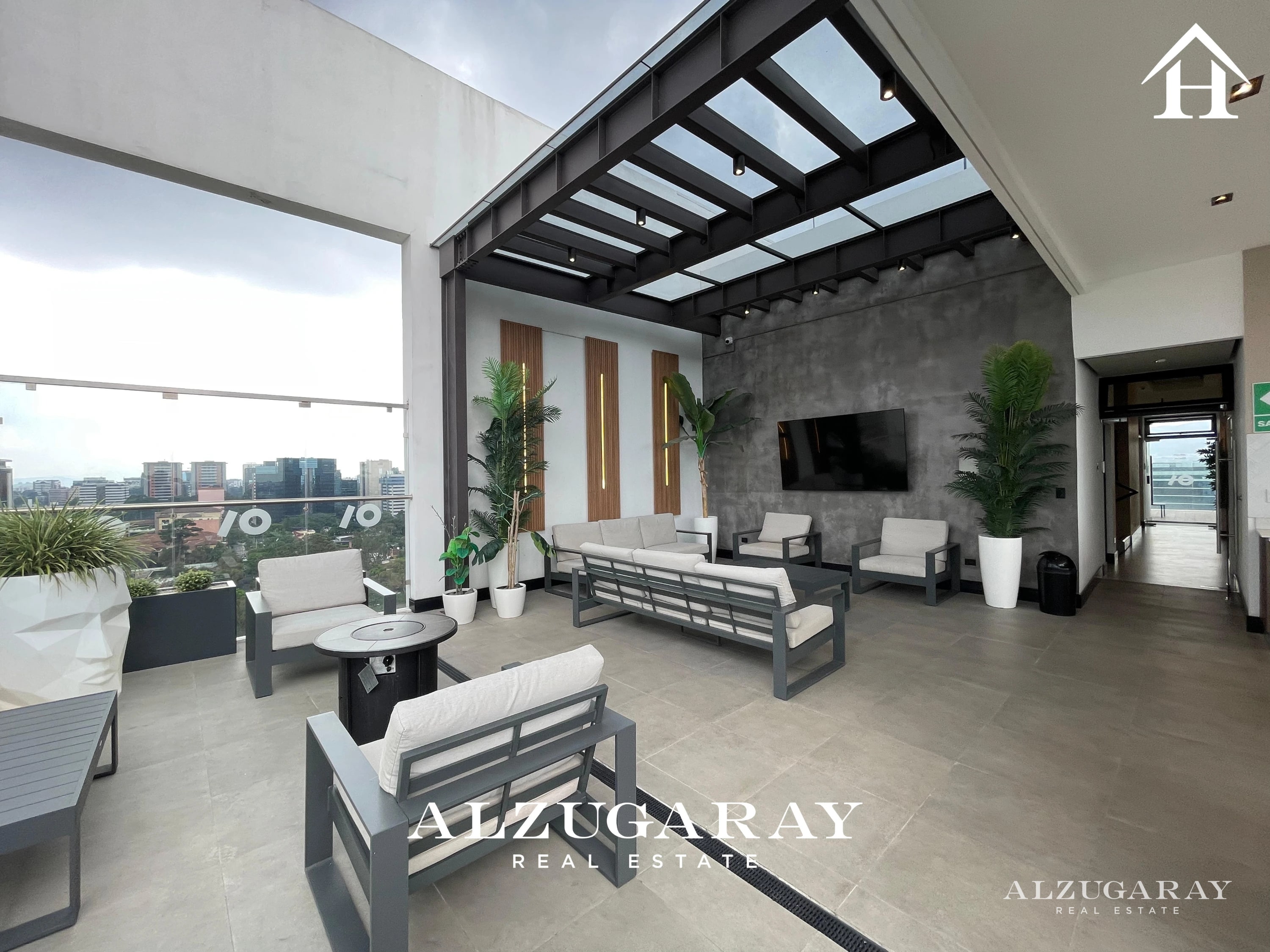 APTO MODERNO C/BALCONES - 2 HAB./ EDIF. BONADIEZ, Z.10 — Apartamento en Alquiler en Bonadiez, Zona 10, Guatemala, Ciudad — foto 10 de 11