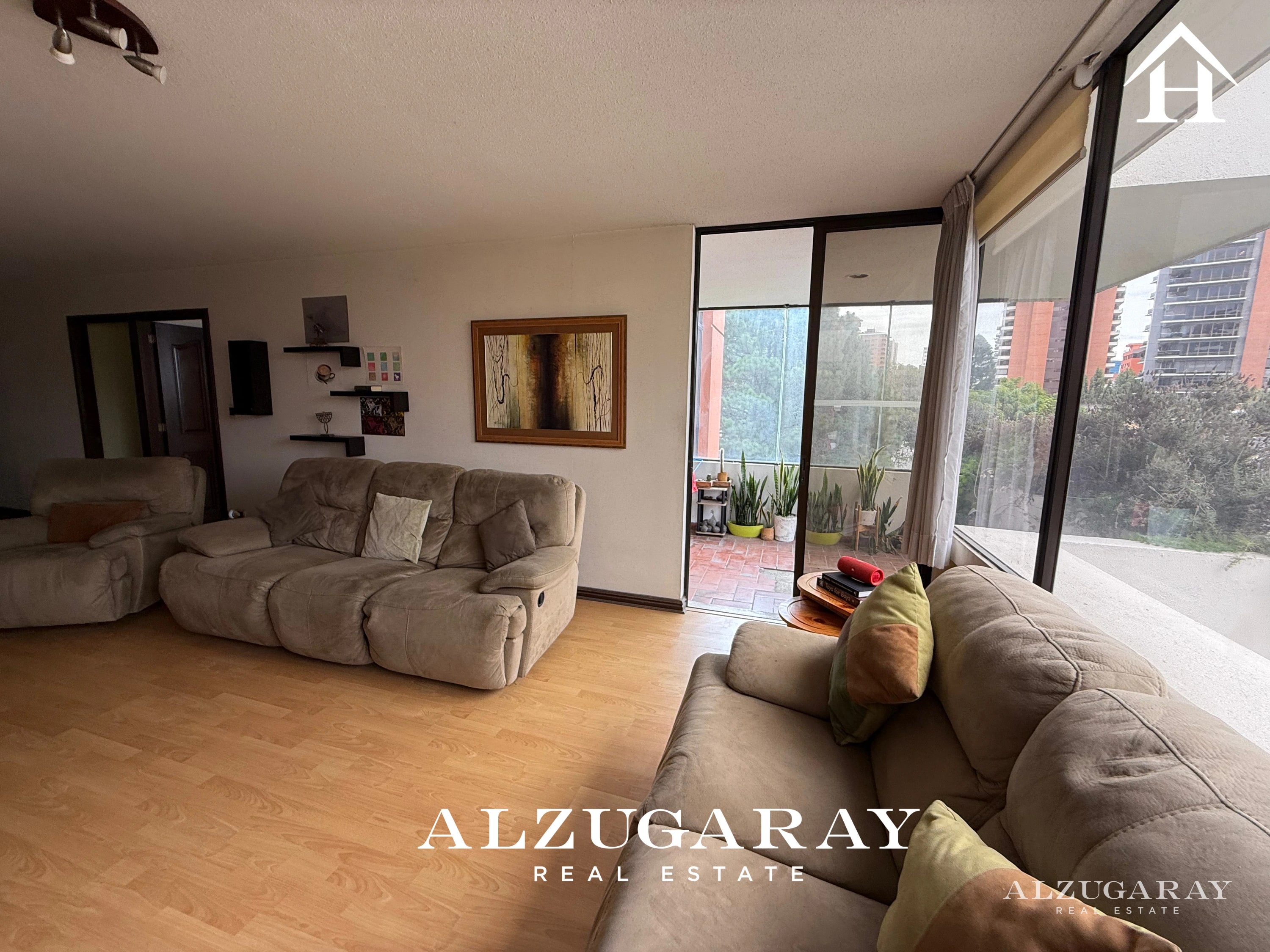 APTO. P/ REMODELAR - EDIFICIO EN ZONA 14 — Apartamento en Venta en Zona 14, Guatemala, Ciudad — foto 9 de 9