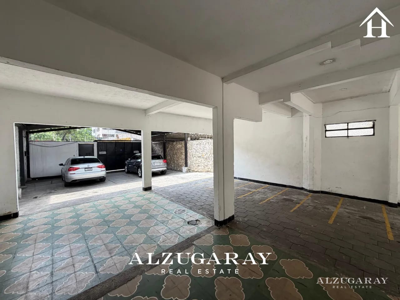 Edificio 4 Niveles en Venta | 441 VR2 | Pot G3 | Zona 9 — Edificio en Venta en Zona 9, Guatemala, Ciudad — foto 3 de 7