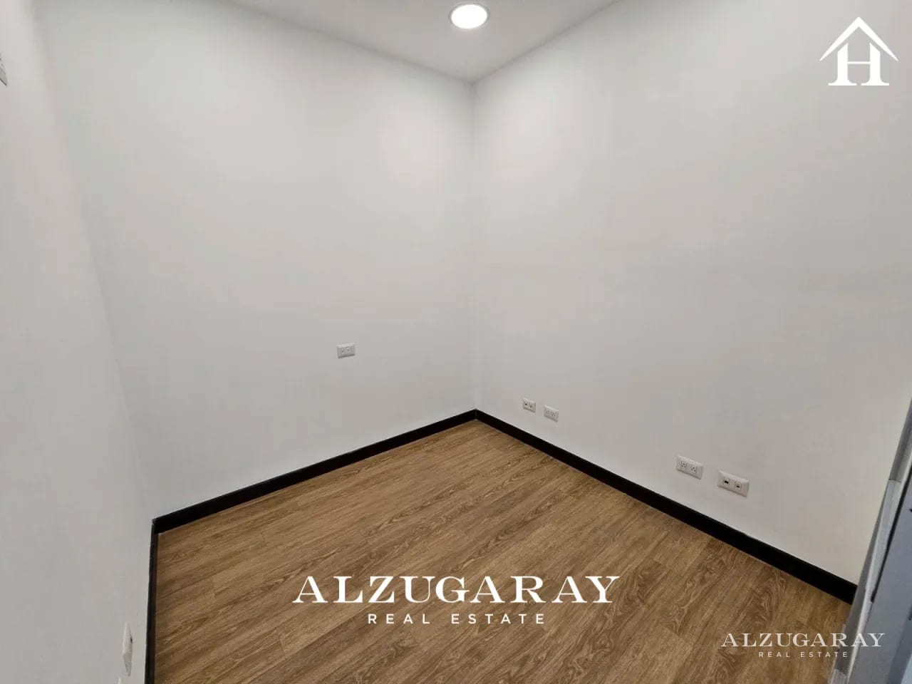 Oficina en Renta Z.10 | 98 MT2 | Zona Pradera — Oficina en Alquiler en Zona Pradera, Zona 10, Guatemala, Ciudad — foto 11 de 13